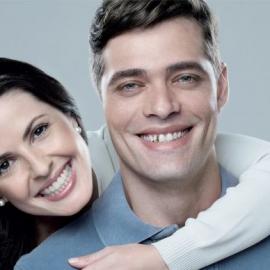 高露洁牙线：视觉诡计