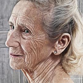 为年长的奶奶们，留下最珍贵的回忆 / Epson爱普生