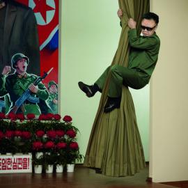 具有讽刺意味的创意平面广告