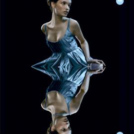 摩托罗拉2010最新广告设计