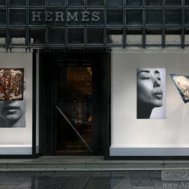 爱马仕（Hermès）户外橱窗广告