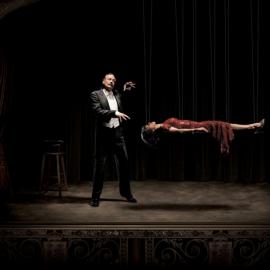 Sears Optical眼镜：魔术师