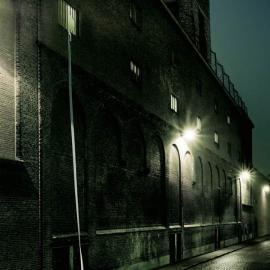 Scottex 超长筒装纸巾广告：越狱 Escape