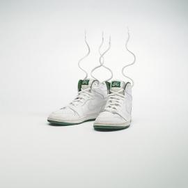 Scholl爽健鞋子除臭剂广告：Stink lines “臭线