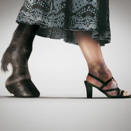 Los Coches: 货不对板