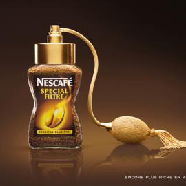 雀巢咖啡广告:香气撩人