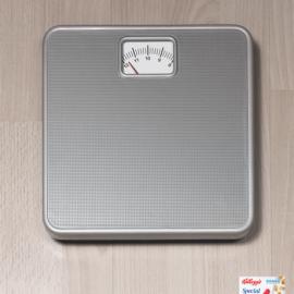 爱忽悠的体重秤