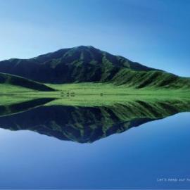 ”Let's keep our home clean“广告招贴设计