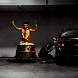 Cobra Alarms 汽车防盗系统的广告