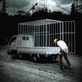 Ministry of Manpower平面广告