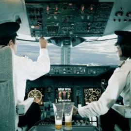 l&ouml;venbr&auml;u不含酒精的啤酒