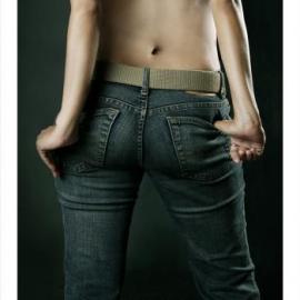 Hitam 纹身平面广告