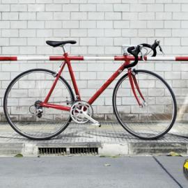 2007嘎纳广告节平面金奖： CLIMA 自行车锁