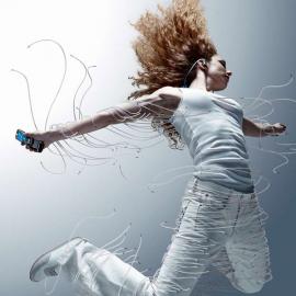 Motorola Rokr Z6 广告欣赏