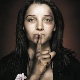 APAV 平面广告设计