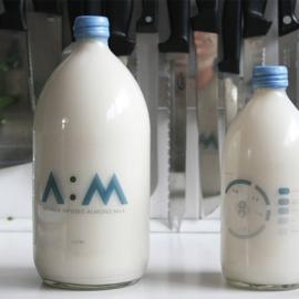 A:M Almond Milk包装