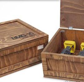 漆黑一片的独特啤酒瓶包装