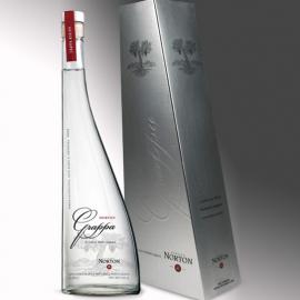 Grappa Norton酒包装