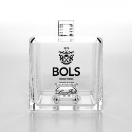 波士Bols 酒瓶设计
