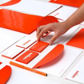 CARAVANA视觉形象