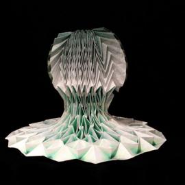 德国设计师Jule Waibel的折纸裙装