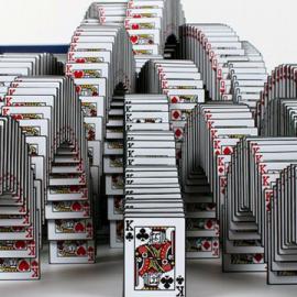 好幽默！Skrekk&oslash;gle将接龙游戏变3D雕塑