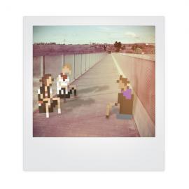 “像素与宝丽来” 制造复古像素人物