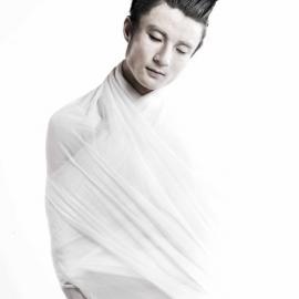 《作茧自缚II》 不言氏 原创作品