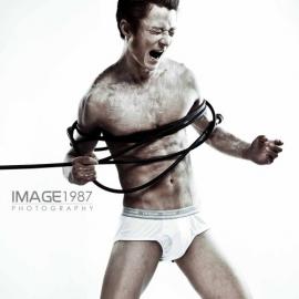 《作茧自缚I》 不言氏 原创作品