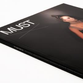 MUST magazine平面设计作品