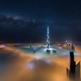 迪拜摩天大楼组成的星际城市景观