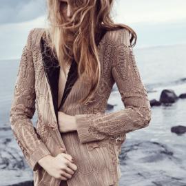 依隆卡•瓦赫尤《Vogue》2011秋季