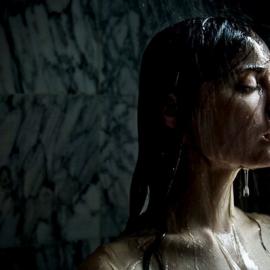 Manjari Sharma：浴室摄影棚