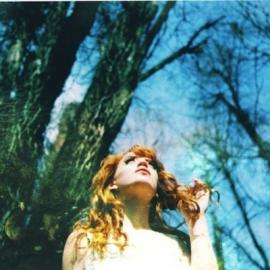 超现实梦幻感受的时尚摄影！年轻摄影师Hana Haley作品欣赏