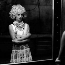 引人注目的黑白时尚摄影―Peter Lindbergh