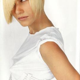 法国VOGUE惊世骇俗的10年