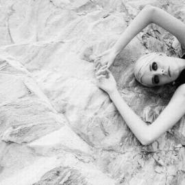 性感表露无疑―Ninelle Efremova摄影(二)