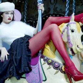 视觉芥末华丽艳俗―Miles Aldridge时尚摄影欣赏（一）