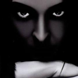 摄影大师伊藤洋介的黑美人画计划