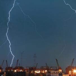 电闪雷鸣波尔卡