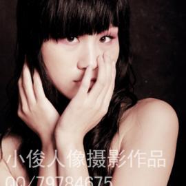 小俊人像摄影作品《色即是空》