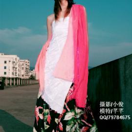 小俊人像摄影作品<<另一种红>>