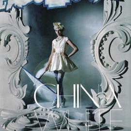 Vogue UK 2010年3月大片：China White