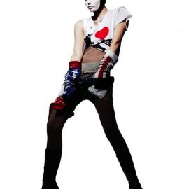 Solve Sundsbo为《 Muse 》杂志拍摄戏剧性大片