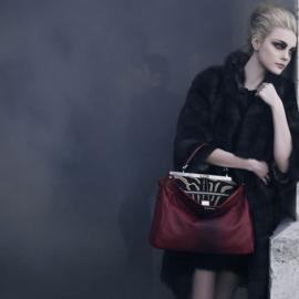 时尚大帝Karl Lagerfeld掌镜芬迪 (FENDI) 2009秋冬广告片