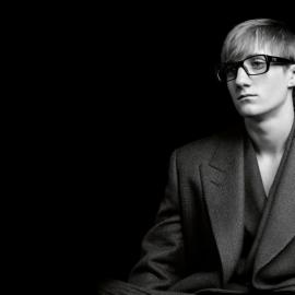 Hedi Slimane镜头下的PRADA 09FW男装广告大片