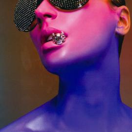 《Flair》杂志珠宝彩妆大片欣赏