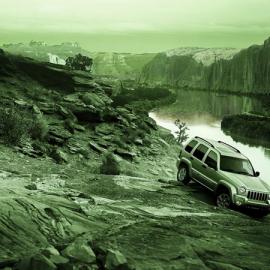 爱车族―精选越野四驱中的霸王车写真集