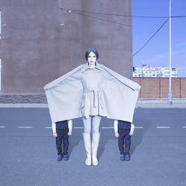 Bara Prasilova的辫子幽默