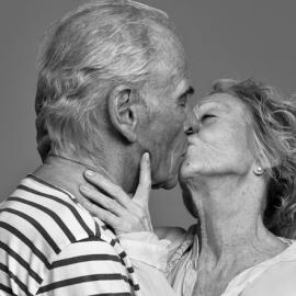 Ben Lamberty摄影作品：吻